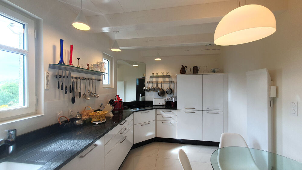 LUNAC Propriété de caractère en pierre rénovée .220 m² habitables Dépendances Spa Terrain 1 805 m²