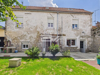  Maison � vendre 9 pi�ces 246 m�