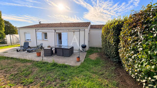 Vente Maison EXCLUSIVITÉ à CORME-ROYAL - Maison de plain-pied, 3 chambres et garage Corme royal