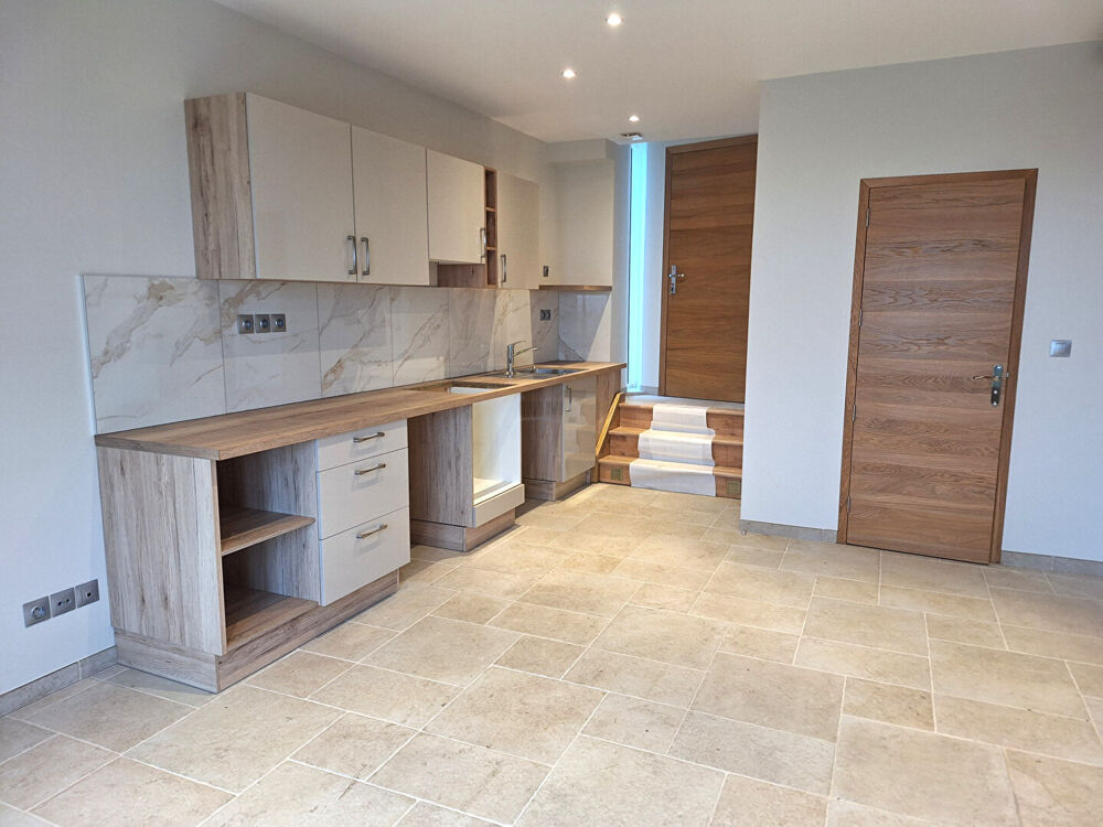Appartement neuf F3 avec terrasse et jardinet - 790 HC