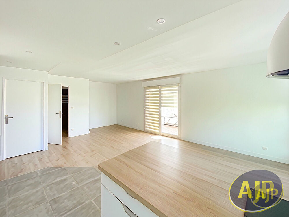 Vente Appartement Appartement Carquefou T3    rénovée Carquefou