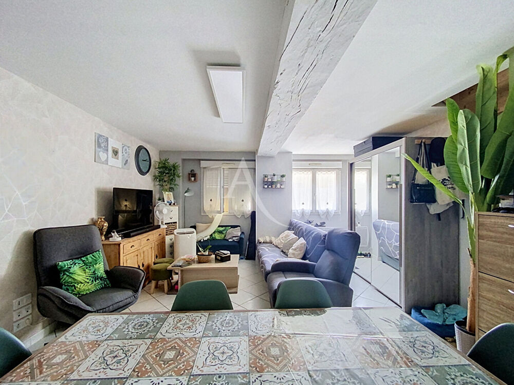 Maison Montreuil Juigne 4 pièce(s) 87 m2