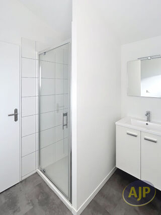  Maison à louer 4 pièces 98 m²