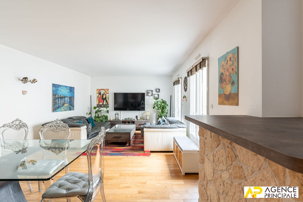 Appartement 5 pièce(s) 106 m2 Carrez - 125 m² au sol - Petit parc