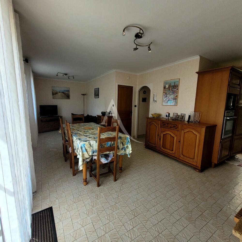 Maison Le Champ Saint Pere 4 pièce(s)