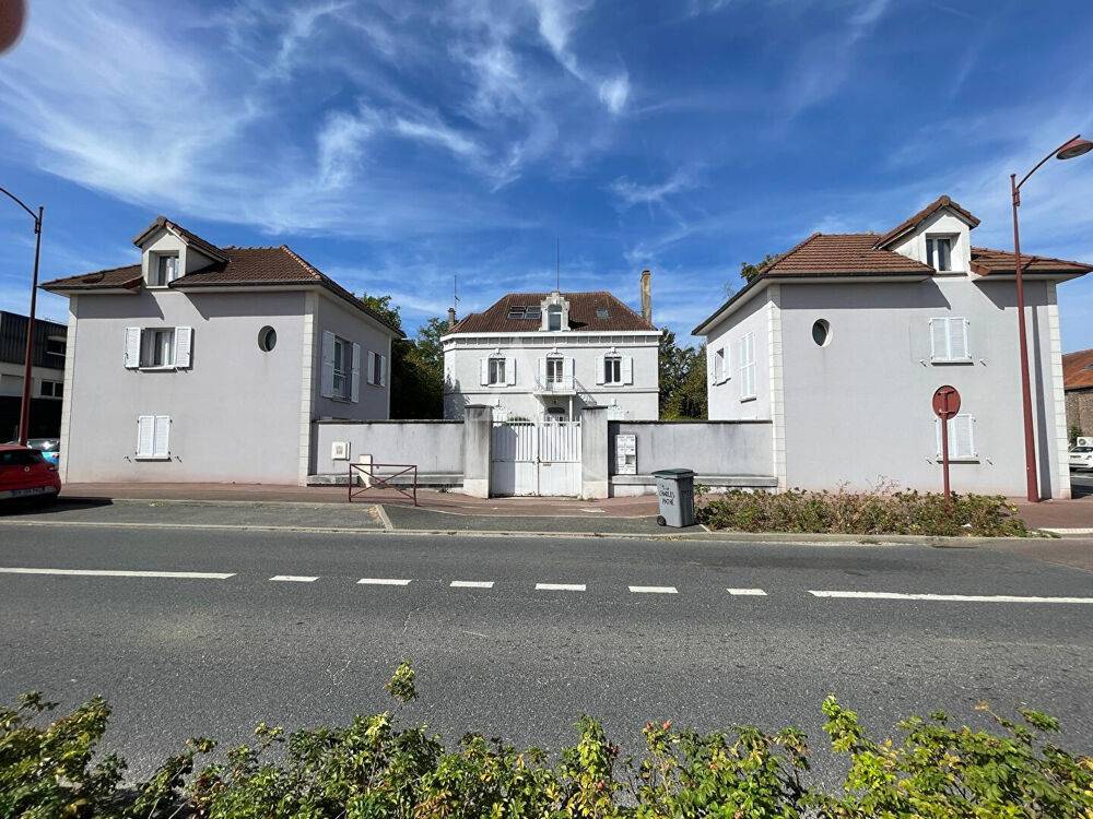 Vente Immeuble Immeuble Chevry Cossigny 5 pièce(s) 96.43 m2 Chevry cossigny