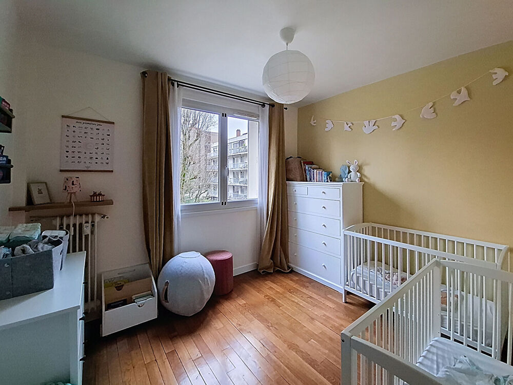 Location Appartement Appartement  MEUBLE Cachan 4 pièce(s) 72 m2 Cachan