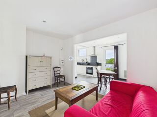  Maison à vendre 15 + pièces 675 m²