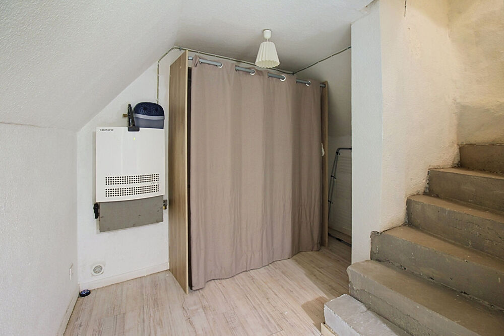 Location Appartement DRAGUIGNAN LOCATION APPARTEMENT STUDIO MEUBLE Draguignan