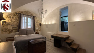  Maison � vendre 6 pi�ces 244 m�