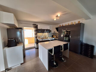  Maison � vendre 5 pi�ces 250 m�