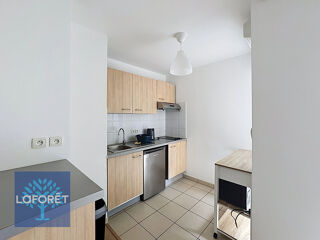  Appartement à louer 2 pièces 43 m²