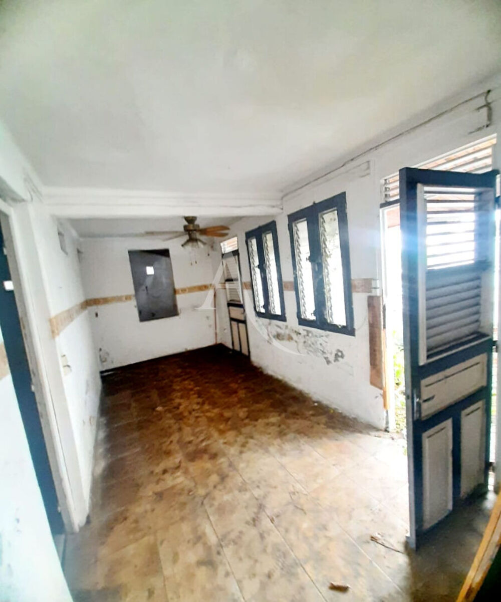Maison individuelle Fort De France 3 pièce(s) 62 m2 à rénover avec fort potentiel !!! A SAISIR !!!
