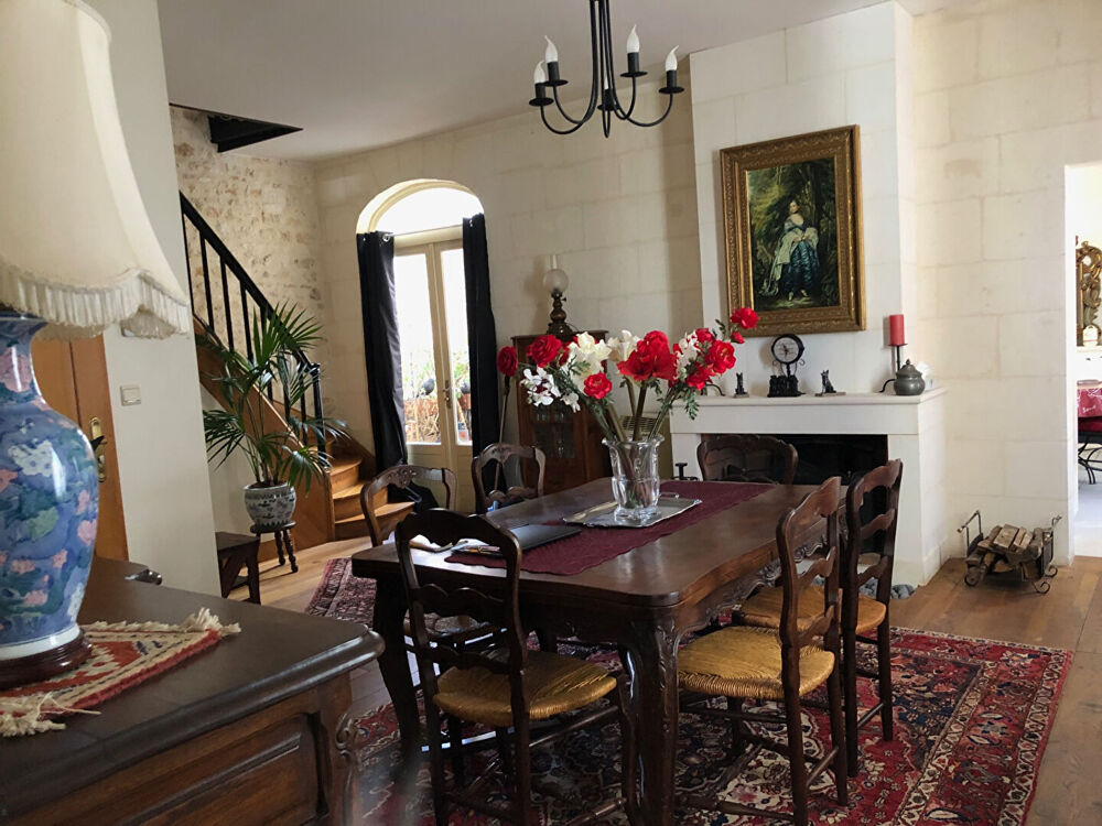 À vendre : Appartement spacieux de 5 pièces à Rochefort