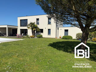  Maison � vendre 7 pi�ces 210 m�