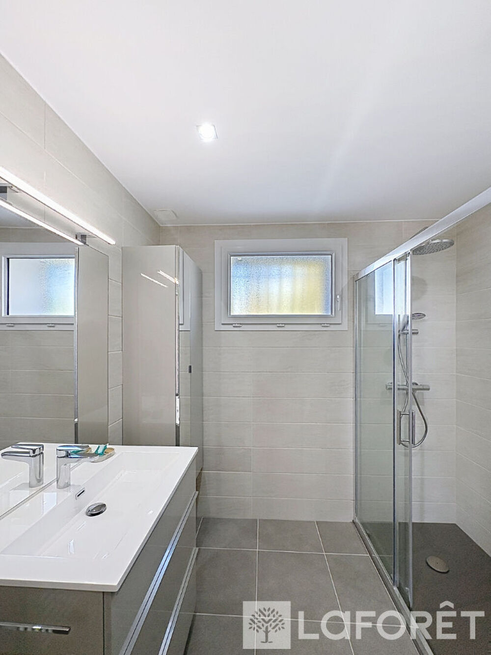 Vente Maison Maison Rochetoirin 5 pièce(s) 125.18 m2 Rochetoirin