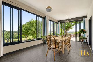  Maison à vendre 10 pièces 245 m²