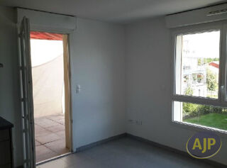  Appartement à louer 2 pièces 39 m²