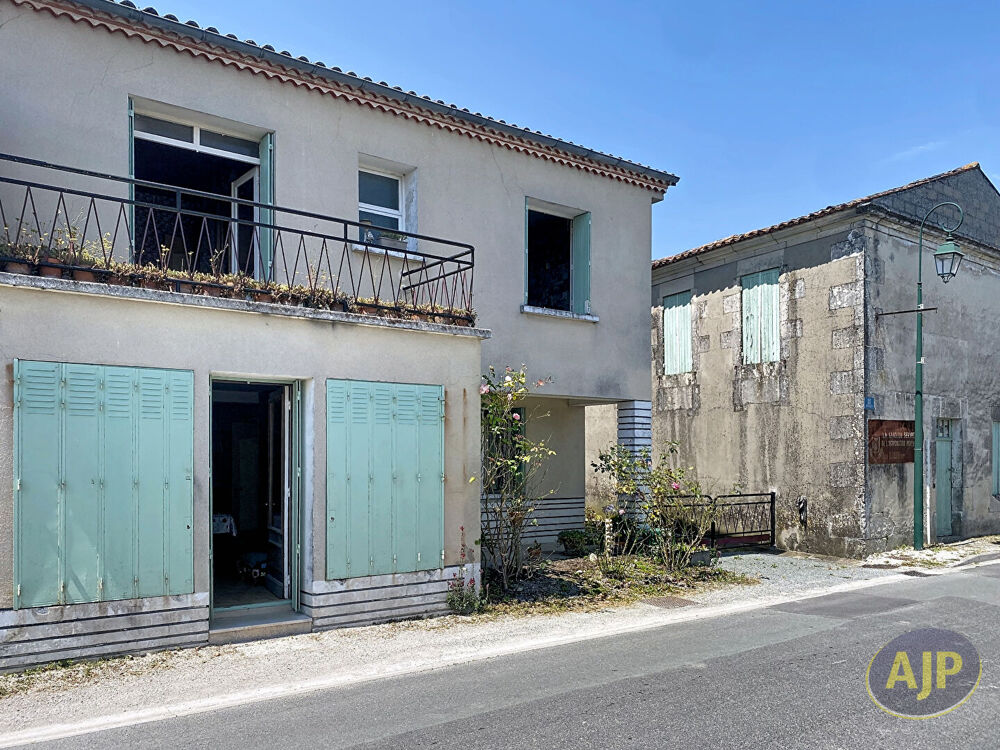 Vente Maison Ensemble immobilier avec fort potentiel Coulonges
