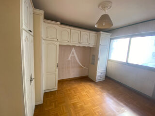  Appartement à louer 3 pièces 76 m²