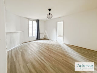  Appartement à louer 2 pièces 46 m²