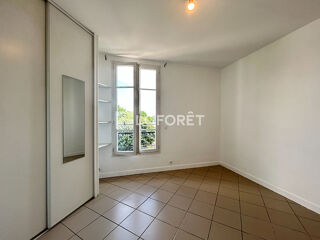  Appartement à louer 2 pièces 33 m²