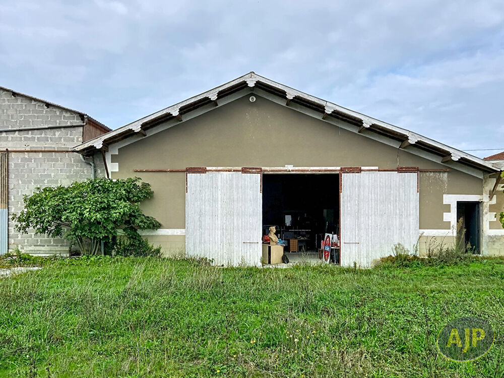 Vente Immeuble Gaillan - Chai avec terrain à bâtir ! Gaillan en medoc