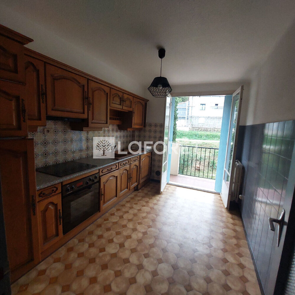 Appartement T3 de 68 m² avec balcon, garage et cave à Amélie-les-Bains