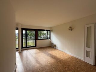  Appartement à louer 4 pièces 91 m²