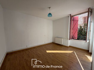  Immeuble à vendre 8 pièces 230 m²