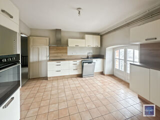  Appartement � louer 5 pi�ces 167 m� Montauban