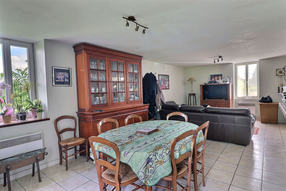 Vente Maison Maison à vendre à Sorbets - 7 pièces, 150 m², grand terrain Sorbets