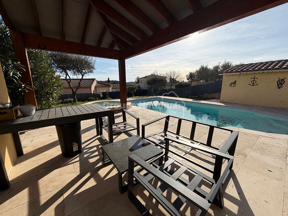 Caveirac Villa 3 chambres sur 460m2 avec garage, terrasse et piscine