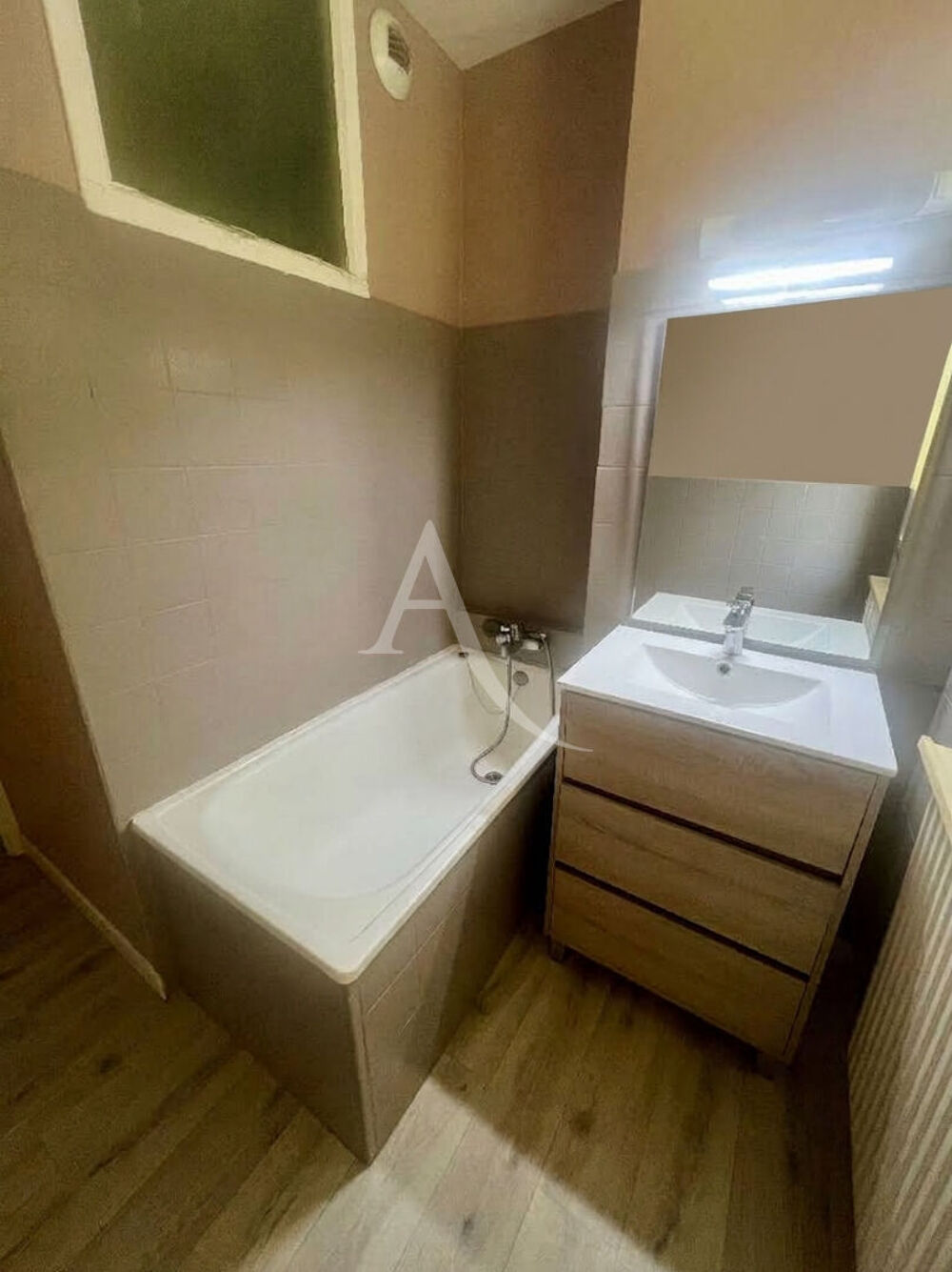 Location Appartement Appartement ORLEANS   3 pièces  60 m2 Orleans