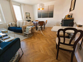  Appartement  vendre 6 pices 110 m