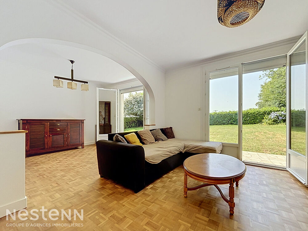SAINT THURIEN, Maison familiale sur sous-sol complet, 113m² , 4 chambres, 637m² de terrain.