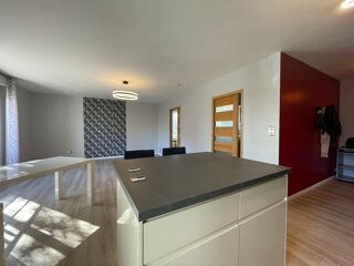  Appartement à louer 2 pièces 53 m²