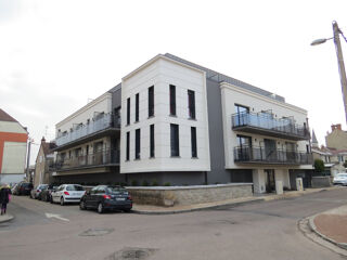  Appartement à louer 2 pièces 46 m²