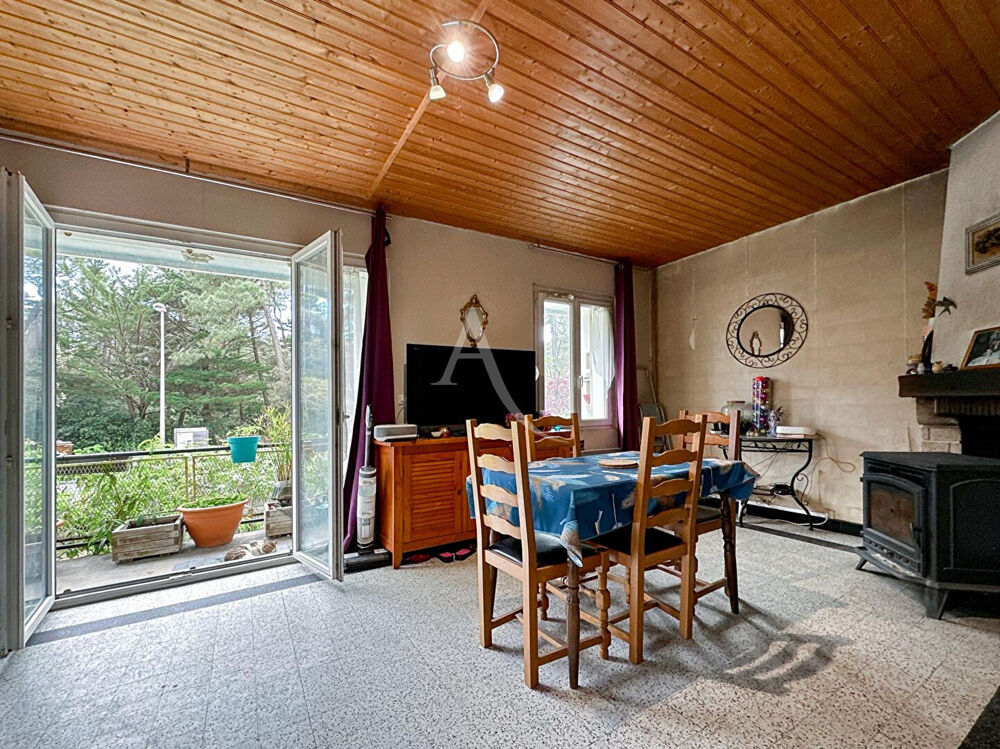 Maison face à la forêt - GROS POTENTIEL BÂTI
