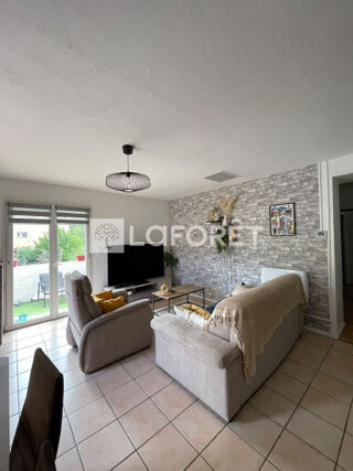  Appartement à louer 3 pièces 63 m²