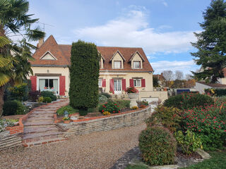  Maison à vendre 6 pièces 218 m²
