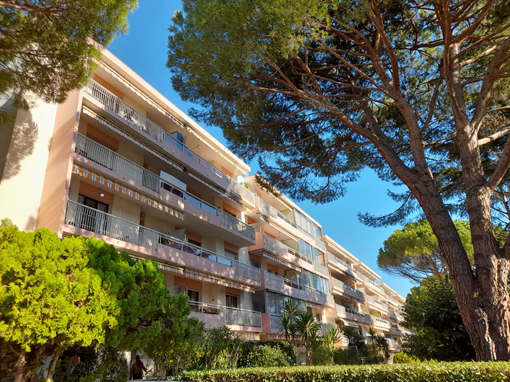 Vente Appartement Magnifique appartement familial 4 pièces avec grand GARAGE ! Mandelieu la napoule