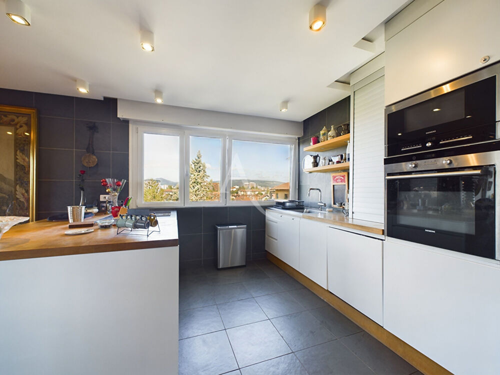 � vendre  Appartement Annecy (74000)