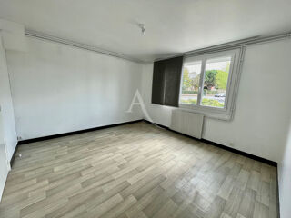  Maison à louer 4 pièces 74 m²