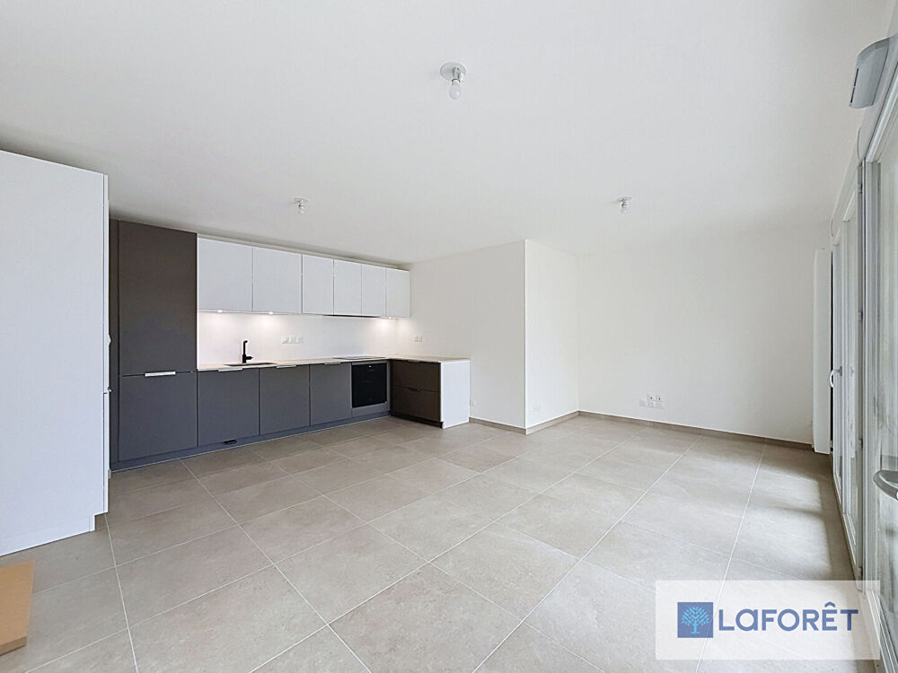 Location Appartement Appartement Ferney Voltaire 3 pièce(s) 72.84 m2 Ferney voltaire