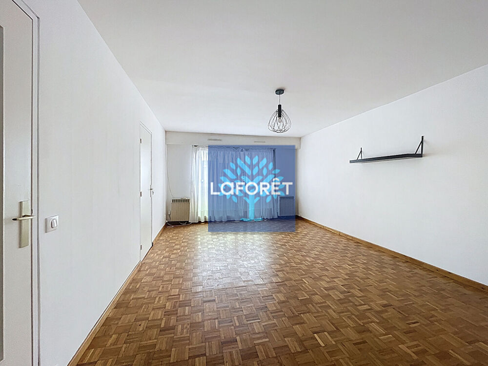 Appartement 3 pièces 74 m² · à Valenciennes · 74 m² · 112 000 €