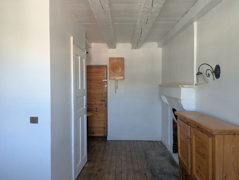 Vente Appartement Appartement 2 pièces à vendre au dernier étage en centre-ville de Chambéry Chambery