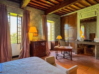  Villa à vendre 15 + pièces 600 m²
