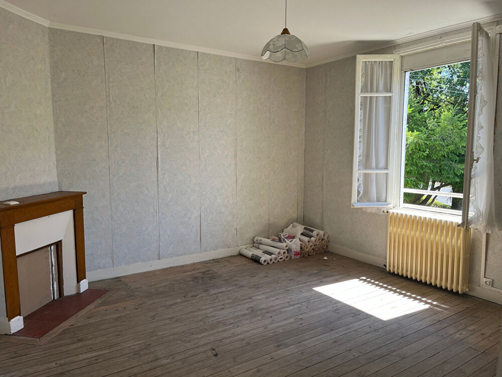 Vente Maison Maison  4 pièce(s) 86 m2 Chassenon