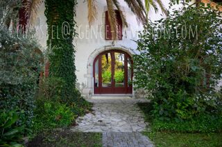  Maison � vendre 15 + pi�ces 550 m�